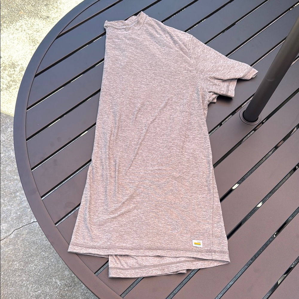 Vuori Heathered Gray T-Shirt - Men’s Large
